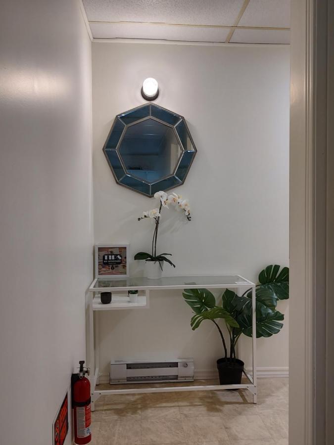Welcome To Airbnb Saint-Jean-sur-Richelieu Exteriör bild